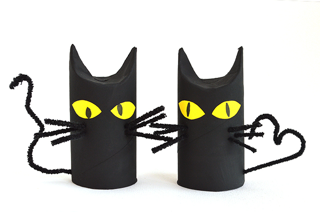 toilet roll cats halloween