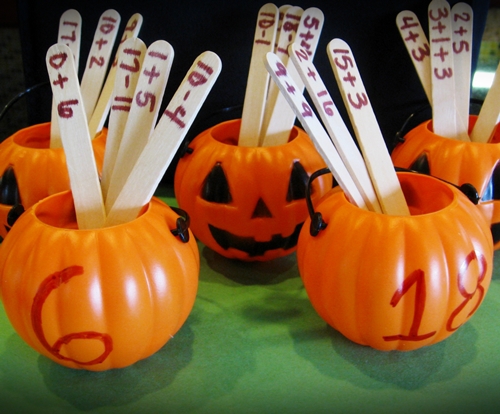 Halloween math activity - pumpkin math family game for Kids