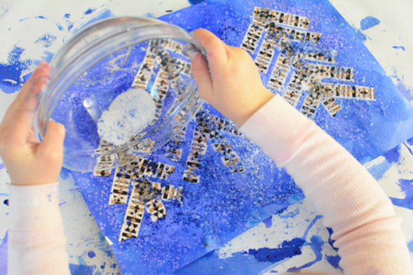 winter process art project for preschoolers from Meri Cherry - Kids Activities Blog