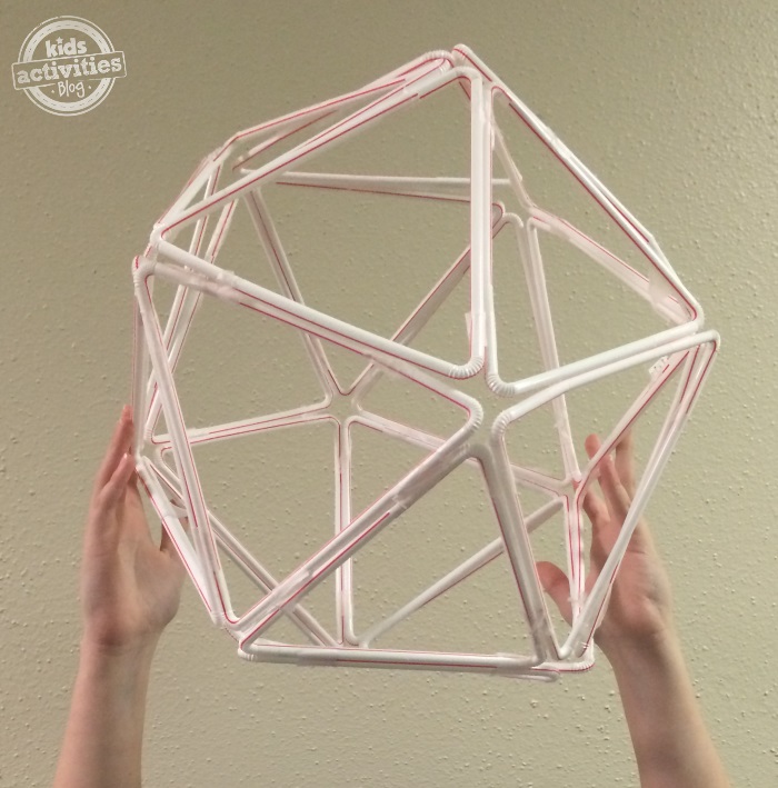 how to make a giant globe from straws