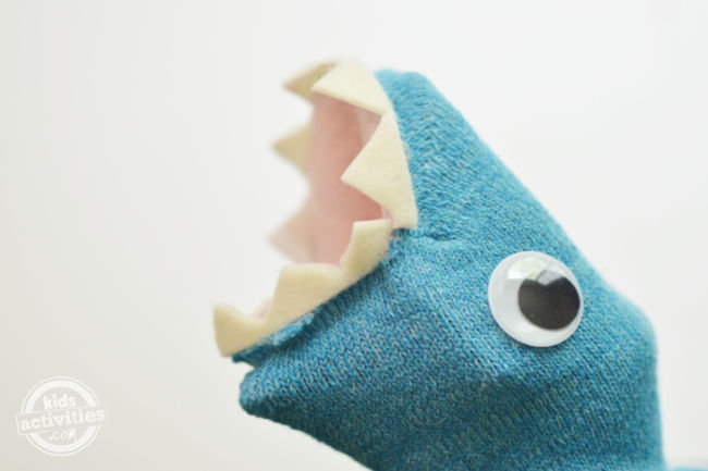 The big reveal of shark puppet toy
