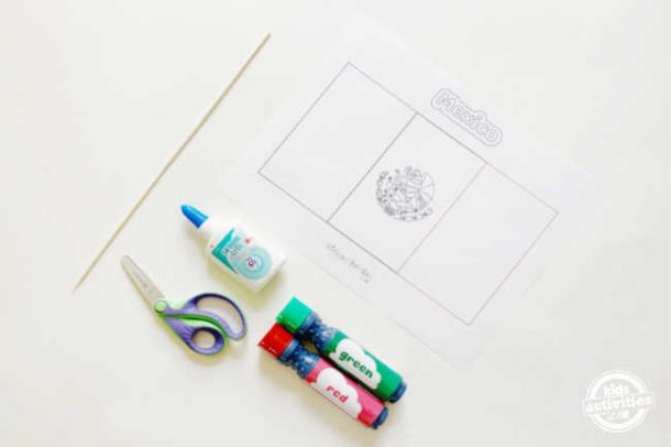 supplies for making mexican flag arts and crafts includes dot markers, glue, scissors and free printable mexican flag